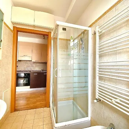 Cologno Apartment *